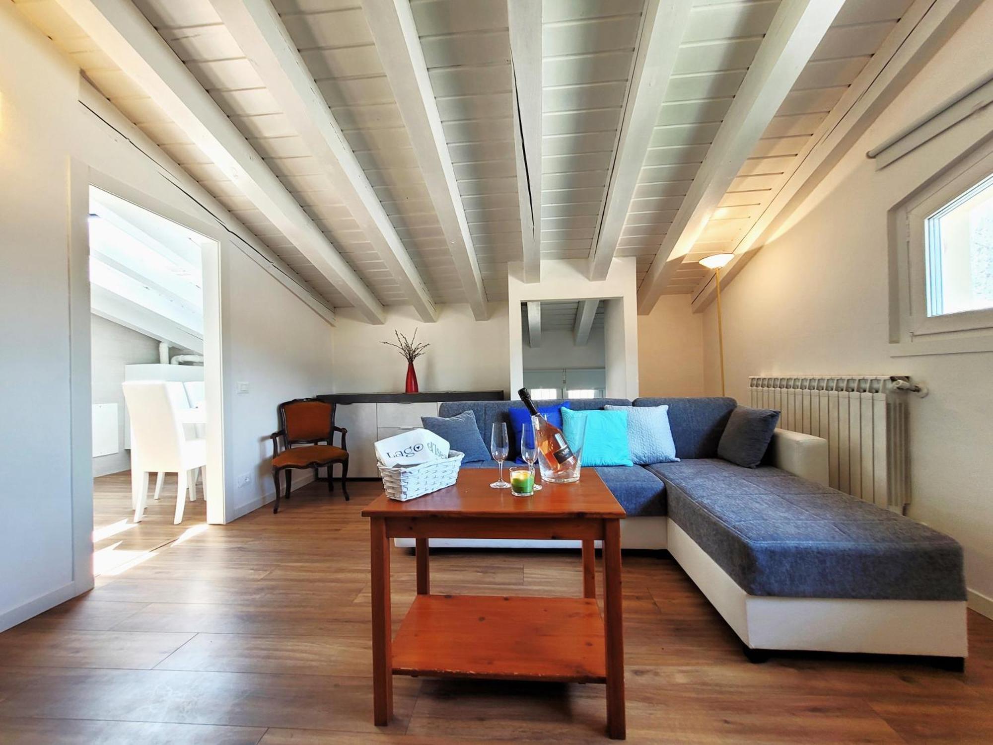 Light On Lake Iseo Clusane Exterior photo